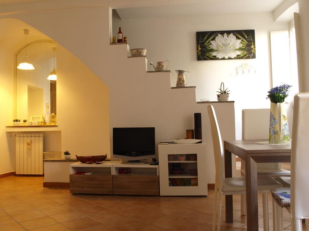 Il Salotto Di Via Giulia Rom