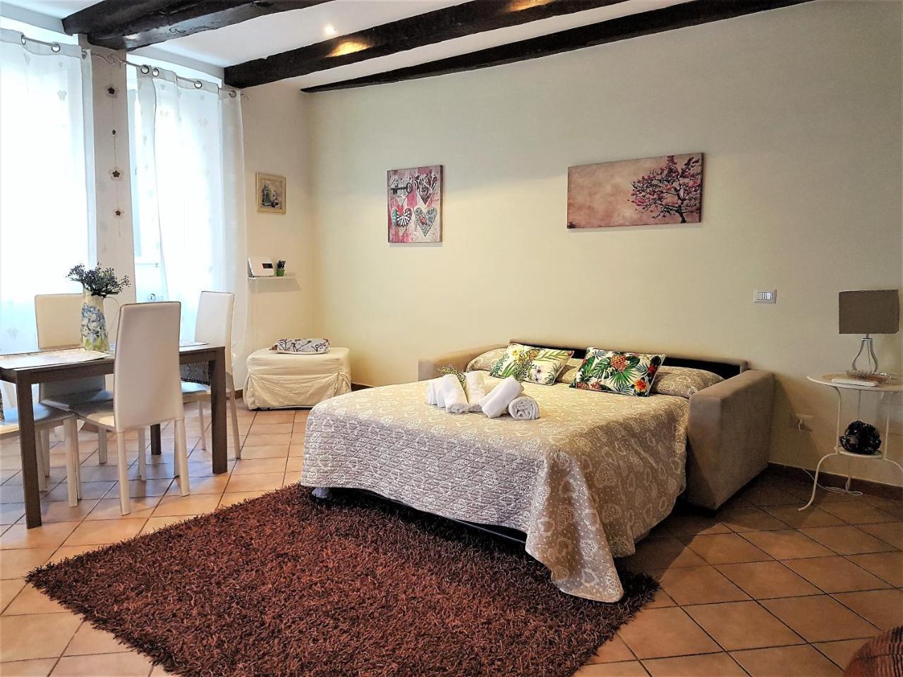 Il Salotto Di Via Giulia Apartment Rom